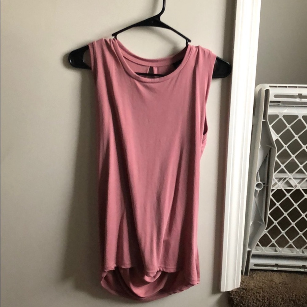Active Tank w/ cut out back